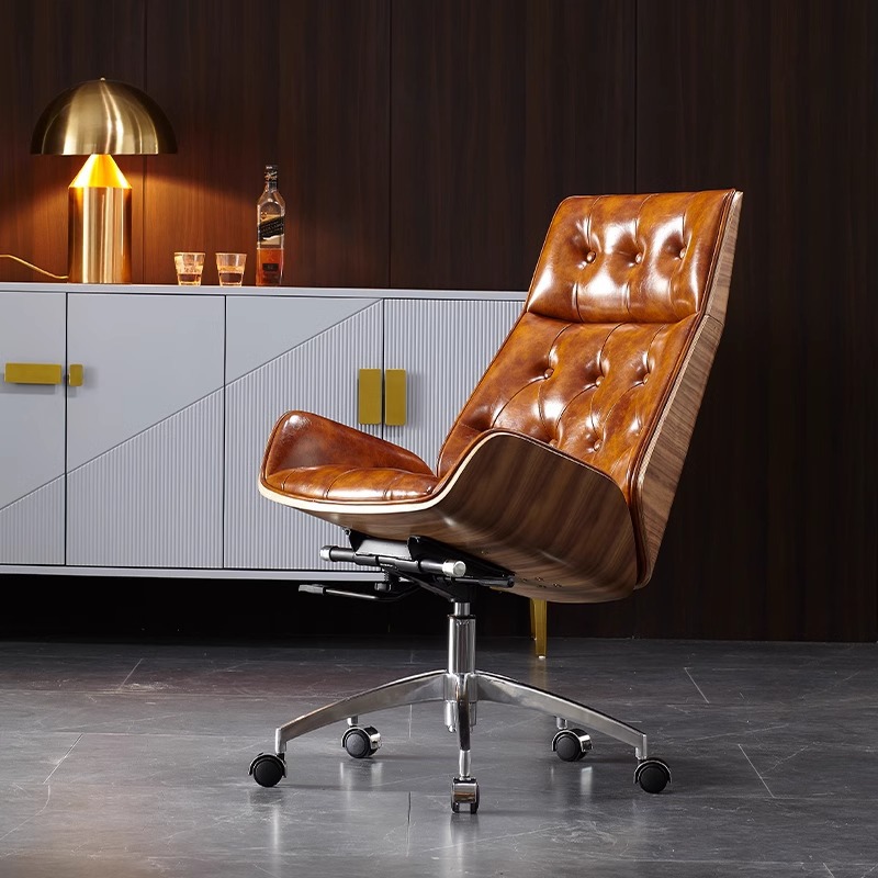 快適な第一層牛革オフィスチェアボスチェアライト高級大型クラス - Office Furniture First のレビューと価格